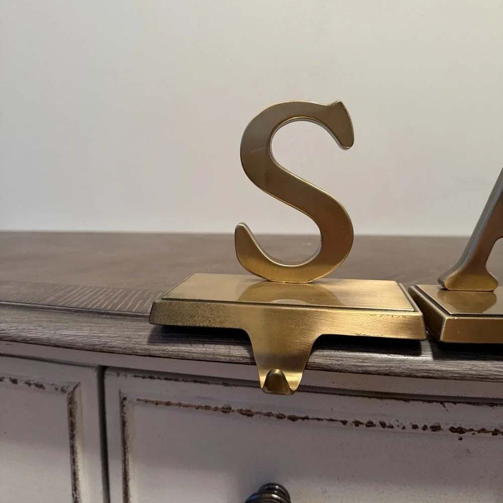 Vintage Gold Brass Letters SANTA Mantel Hook Stocking‎ Holder Hanger 5 pc Set